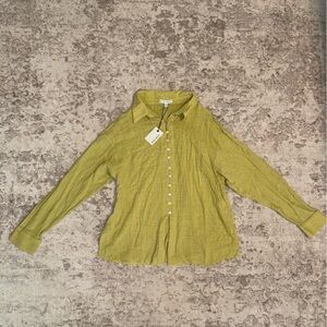 Green Button-Up Women's Top